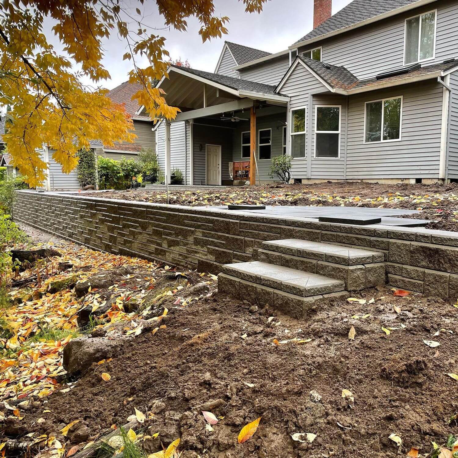 Retaining Walls & Hardscapes Project 4